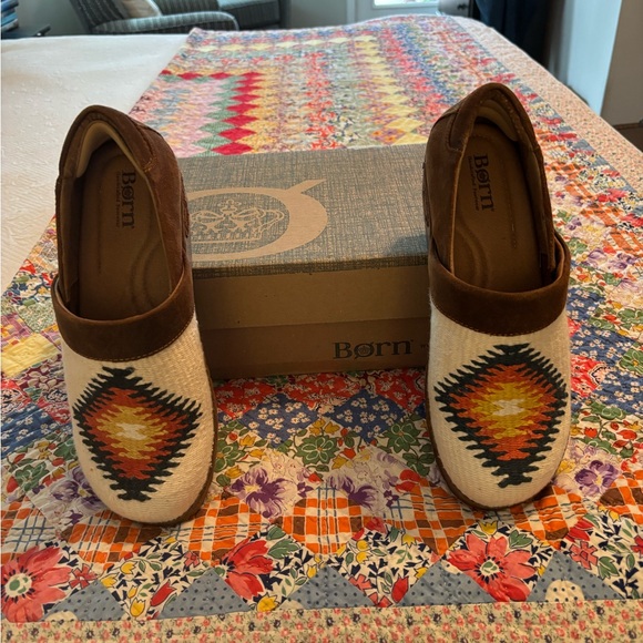 Born shoes with Aztec design - Picture 5 of 6